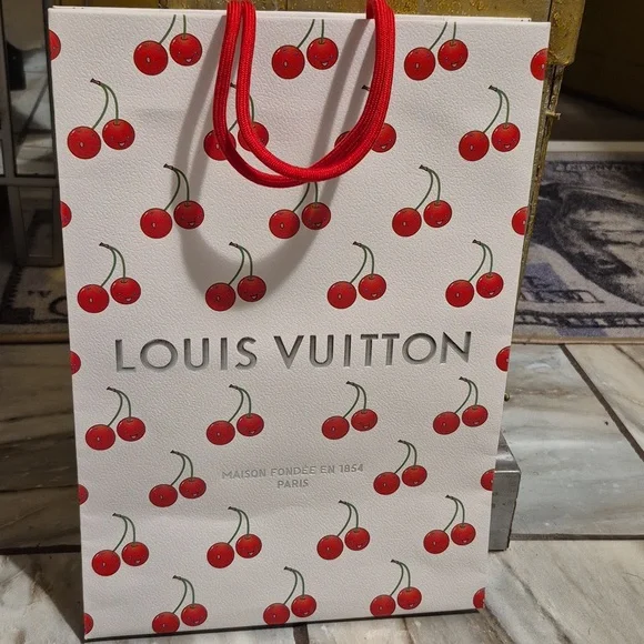 2025 Louis Vuitton X Takashi Murakami Cherry Paper Shopping Bag - Picture 1 of 3